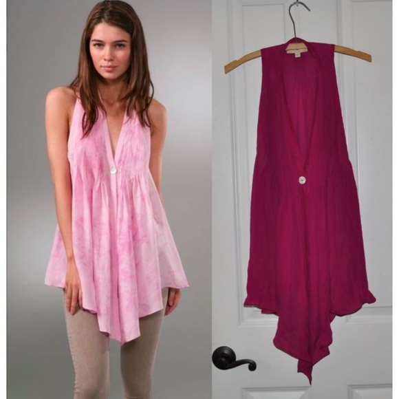 Elizabeth and James Tops - ELIZABETH & JAMES Raspberry Sleeveless Tokyo Top